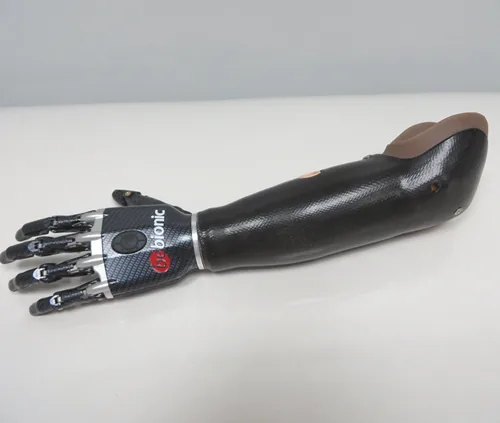 A below-elbow arm prosthesis