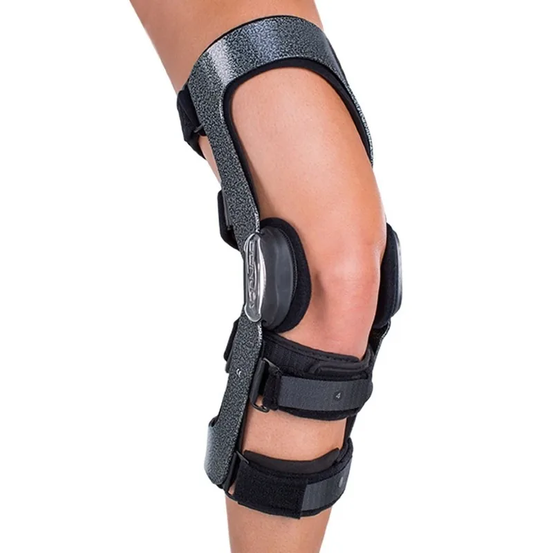 DonJoy Armor knee brace